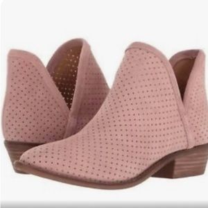 Women’s lucky brand pink perforated booties size 8.5